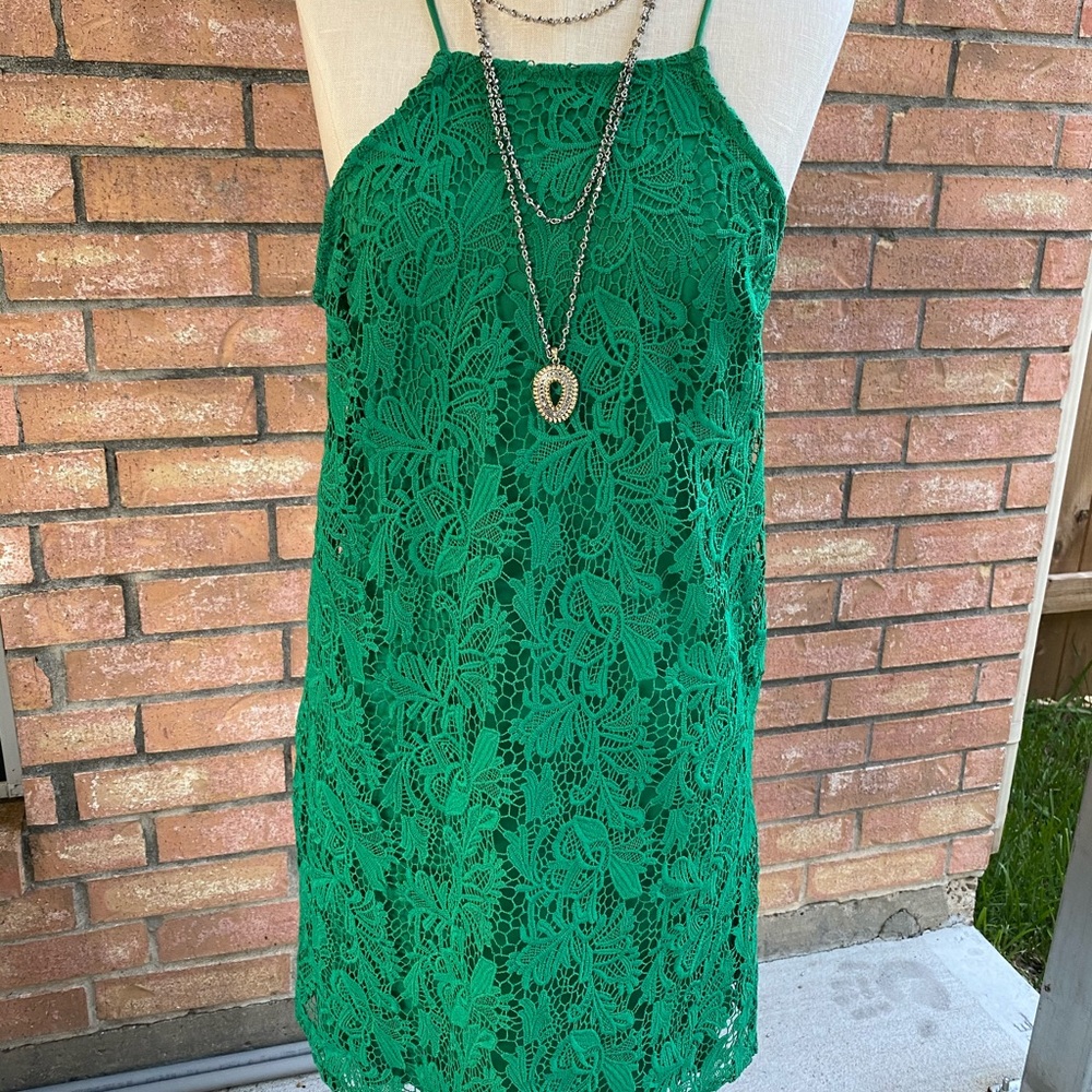 👗👗Beautiful Green Lace Dress Miami brand👗👗